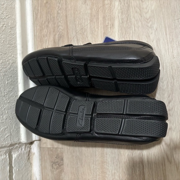 NWT Clarks Markman Plain Black Leather Loafers Moccasin Size 10.5 main image 5